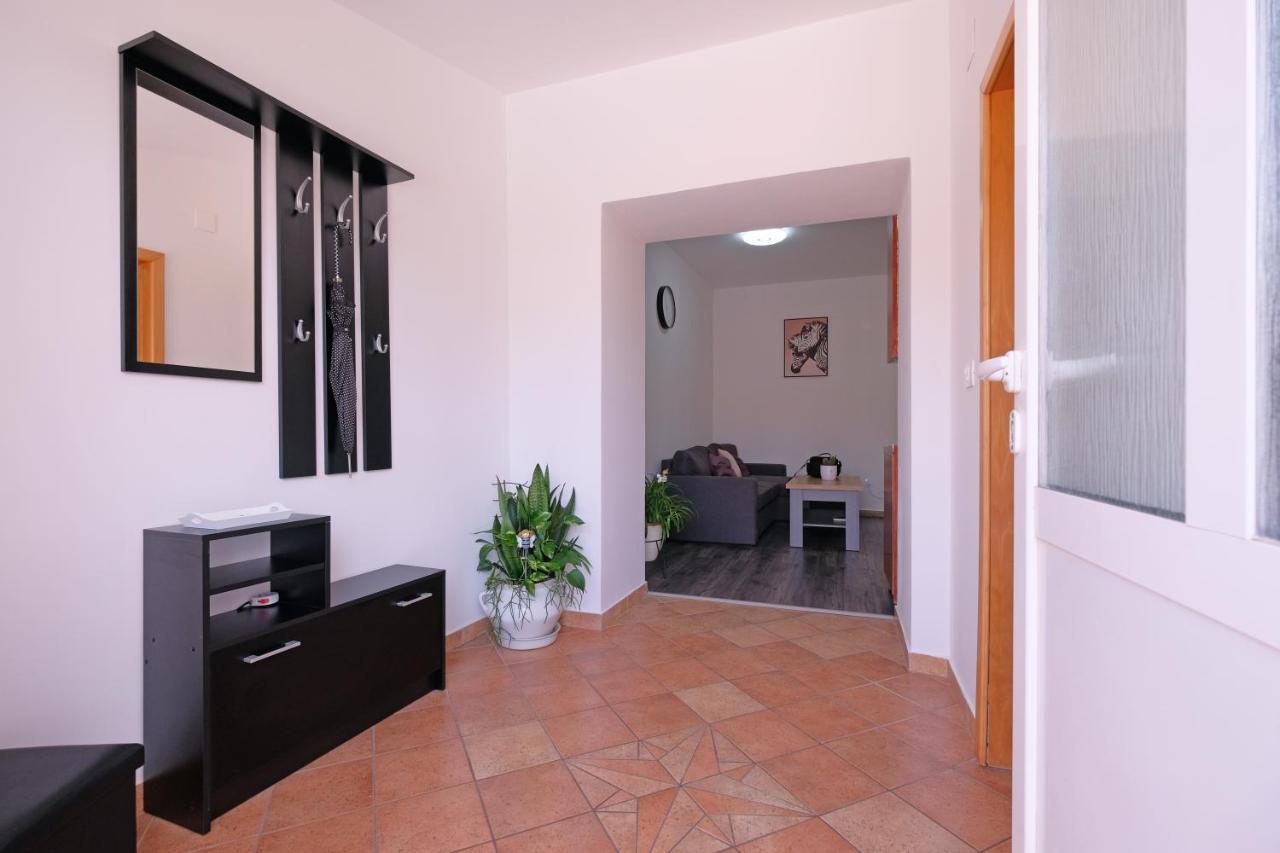 Apartment Klea - Cosy, Near City Center Pula Exterior photo
